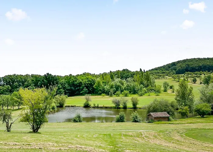 Immersion Naturelle A Castelnaud-de-Gratecambe