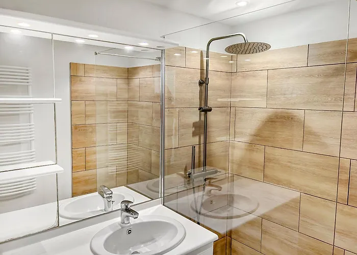 Immersion Naturelle A Castelnaud-de-Gratecambe